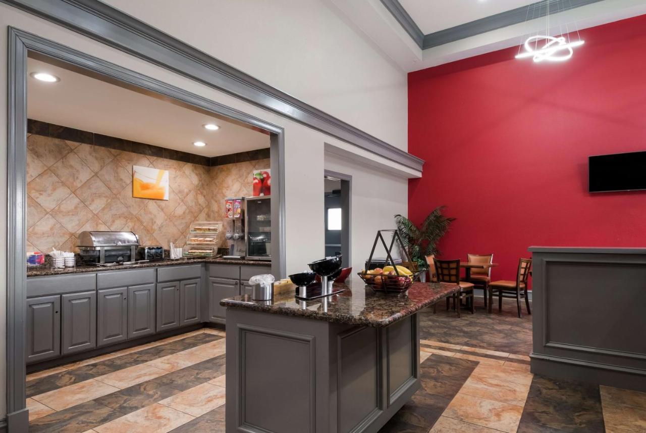 Surestay Plus Hotel By Best Western San Antonio North Bagian luar foto